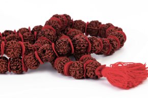 Чётки из пятиликой рудракши 18 мм, 54 бусины / Индия