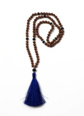 Чётки из рудракши с сапфиром, 108 бусин / Индия